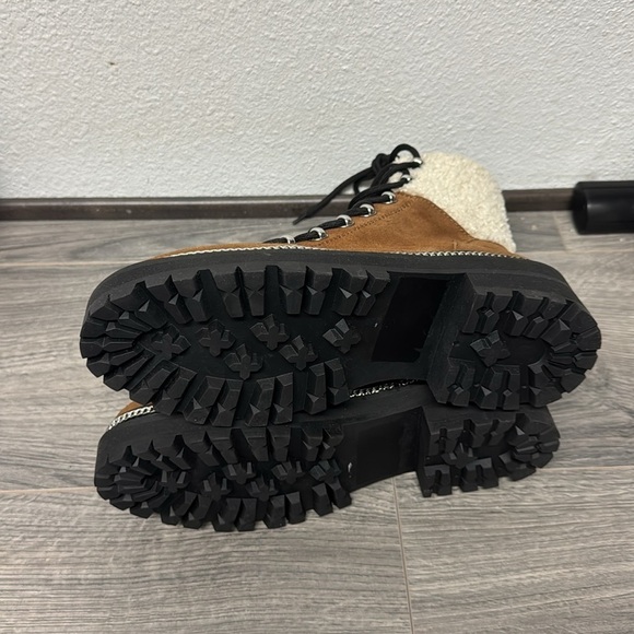 Aqua Womens Frost with Shearling Lace up Booties - Picture 3 of 5